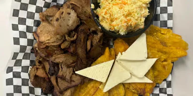 Carne En Vara Personal / Personal Skewered Meat