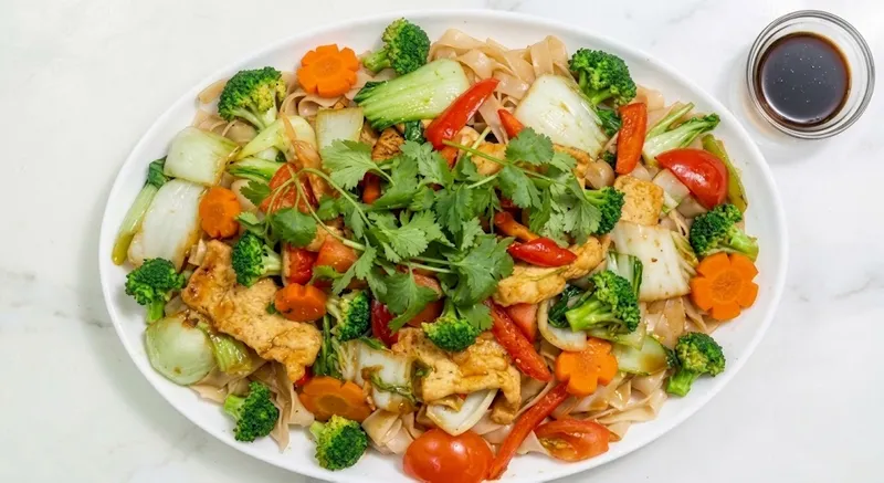 89. Stir-Fried Tofu And Vegetables With Crunchy Rice Noodles