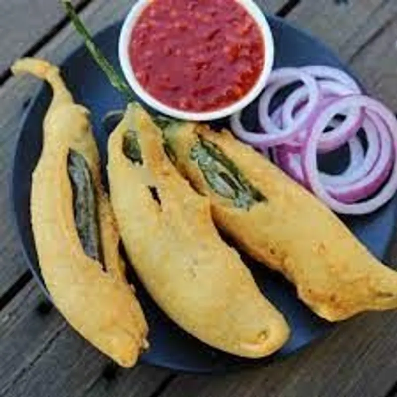 Mirchi Bajji 4 Pcs