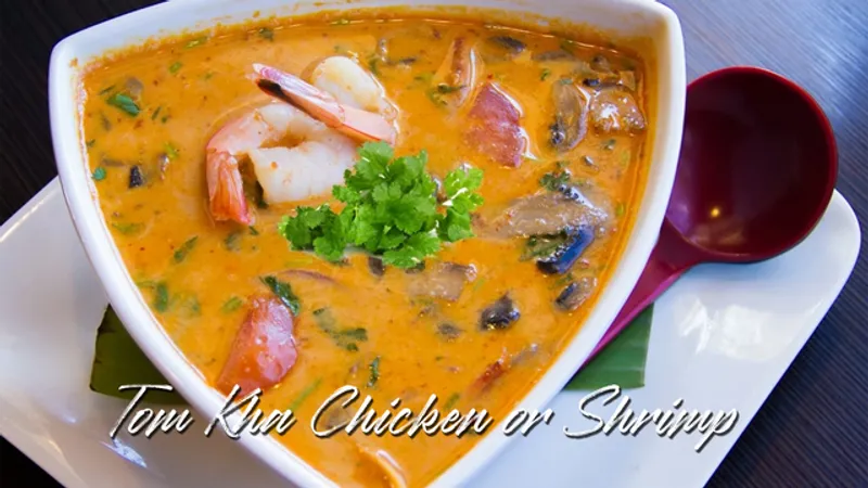 Tom Kha