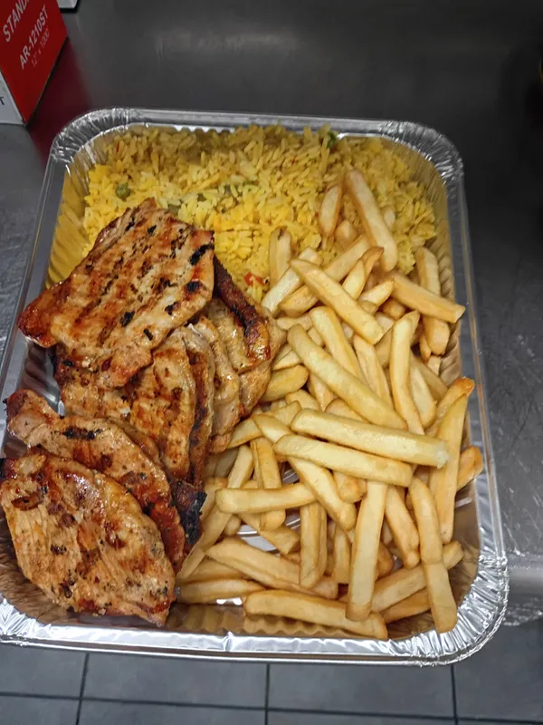 Bandeja Bisteca De Porco Família / Pork Steak Tray Family