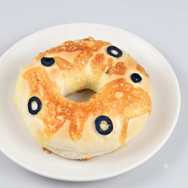 Bagel With Olive