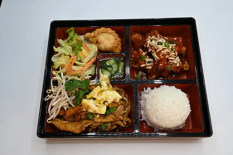 Bento Box Almond Sriracha Chicken And Pad Thai Chicken
