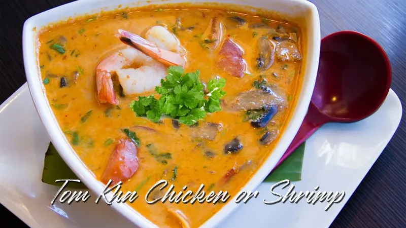 Tom Kha