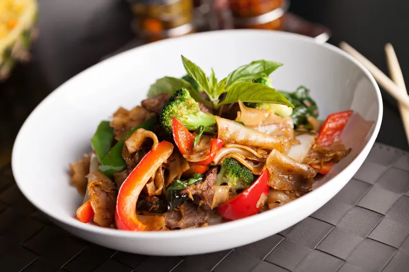 Pad Kee Mow