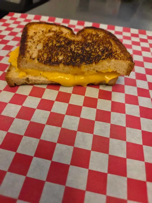1/2 Grilled Cheese