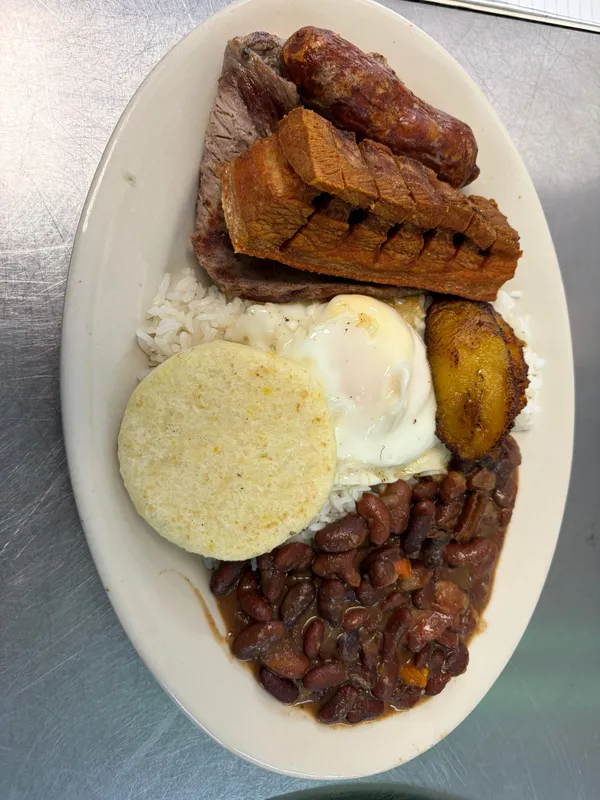 Fried Mashed Malanga (Acras: 6 Per Serving) / Malanga Frita (6 Acras)