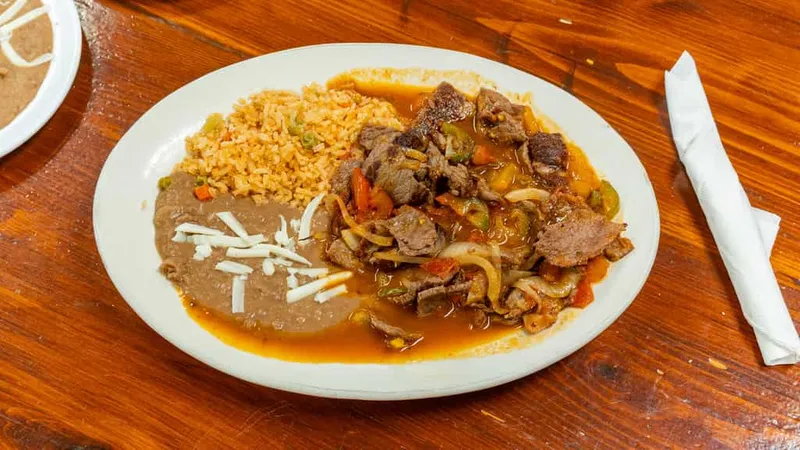 Bistec A La Mexicana / Mexican Style Steak