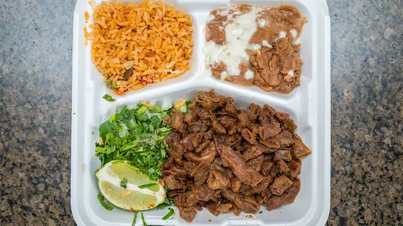 Platillo De Tripitas / Tripes Plate