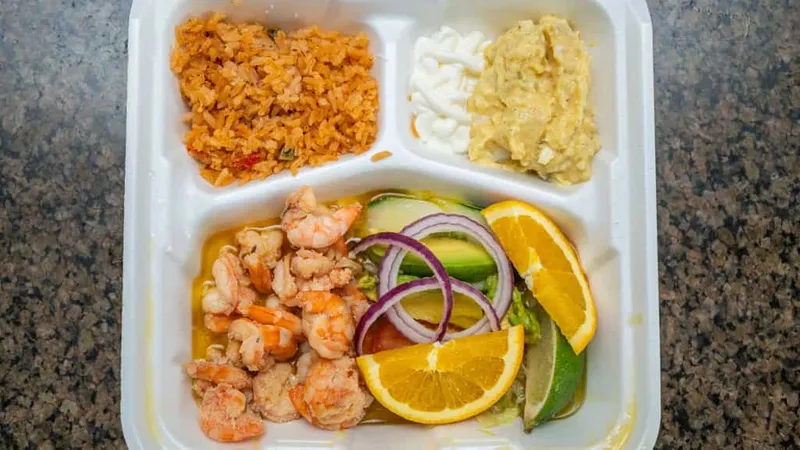 Camarones Al Mojo De Ajo / Garlic Mojo Shrimp