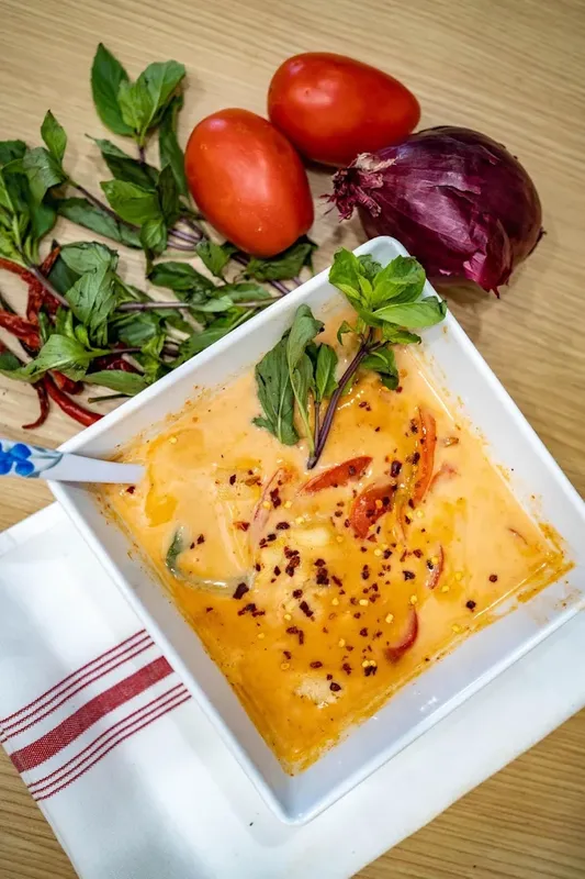 C2. Red Curry