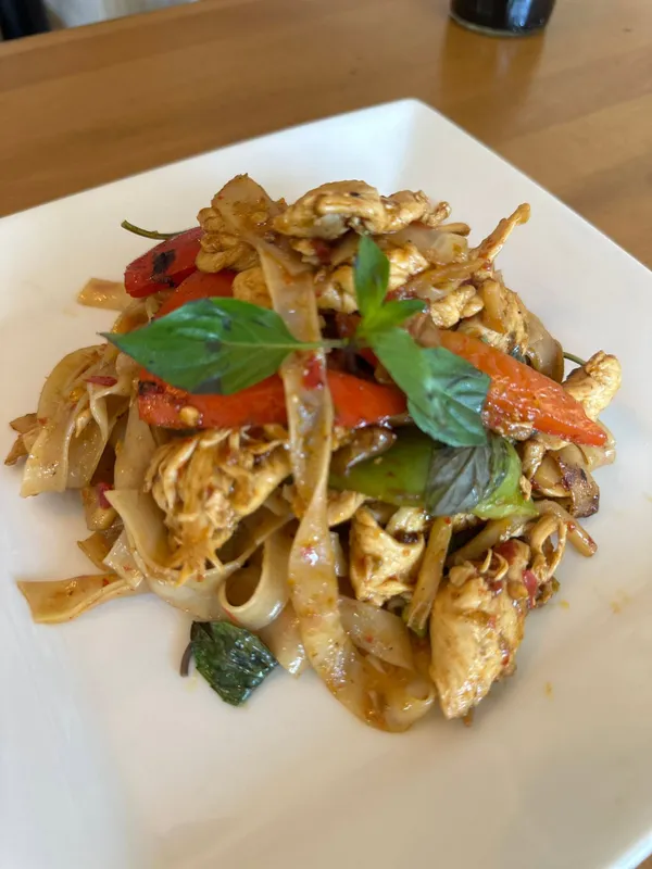 Kee-Mao Noodle (Drunken Noodle)
