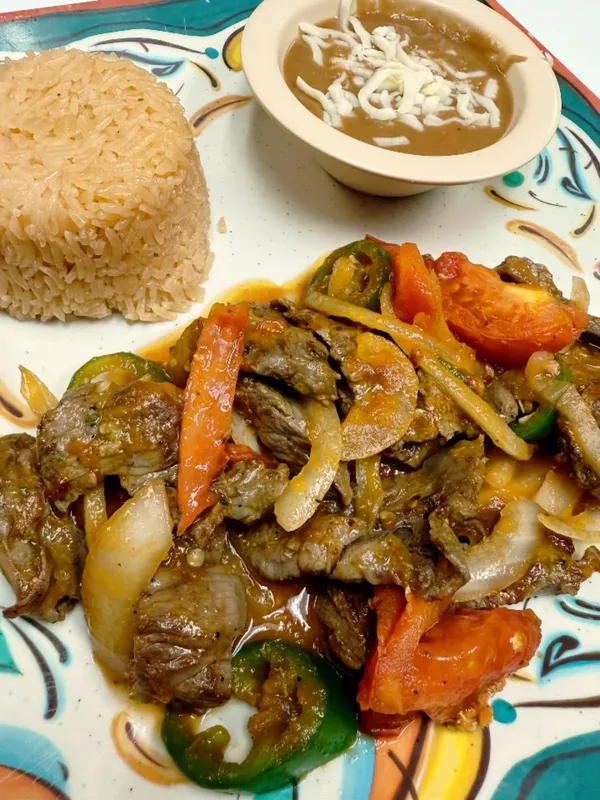 Bistec A La Mexicana