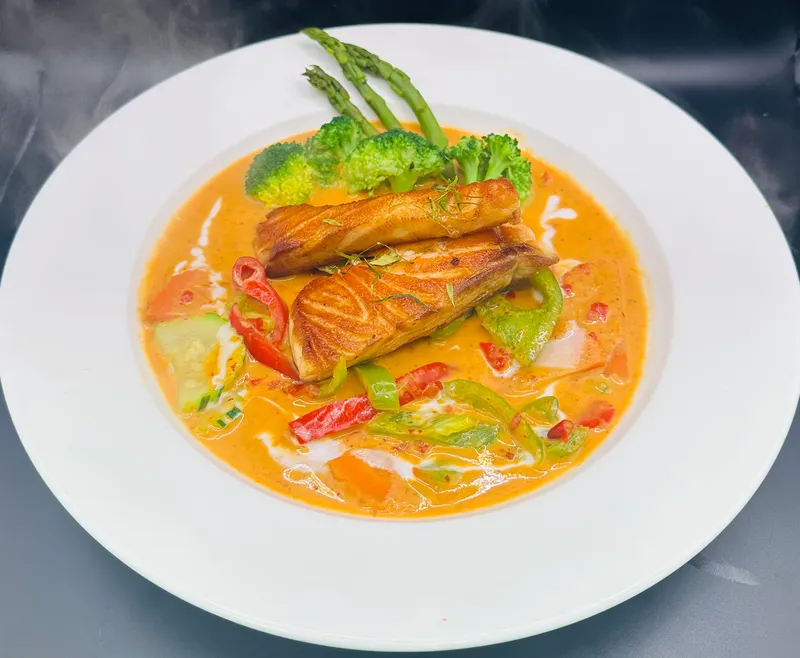 Salmon Panang