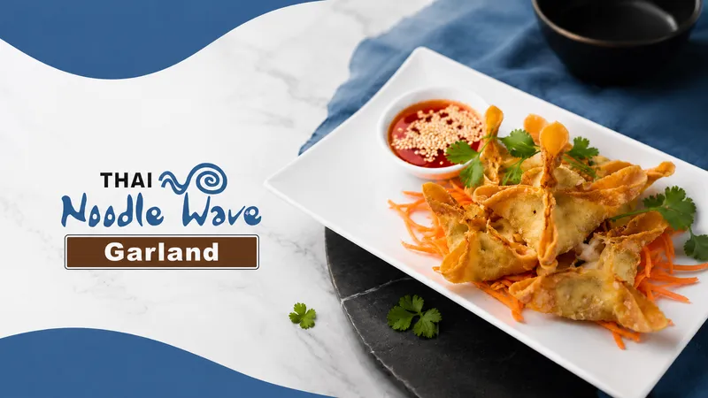Thai Noodle Wave Garland