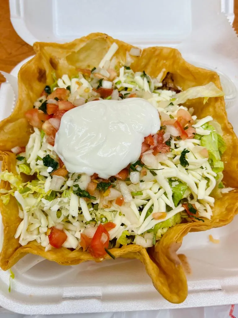 Mobile Banner Image of food offered by a reliable online food delivery restaurant.