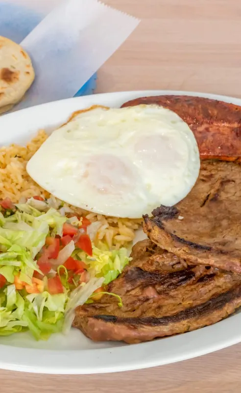 Best American,Latin American takeaway in Saint Paul - El Rincon Chalateco online ordering and pickup.