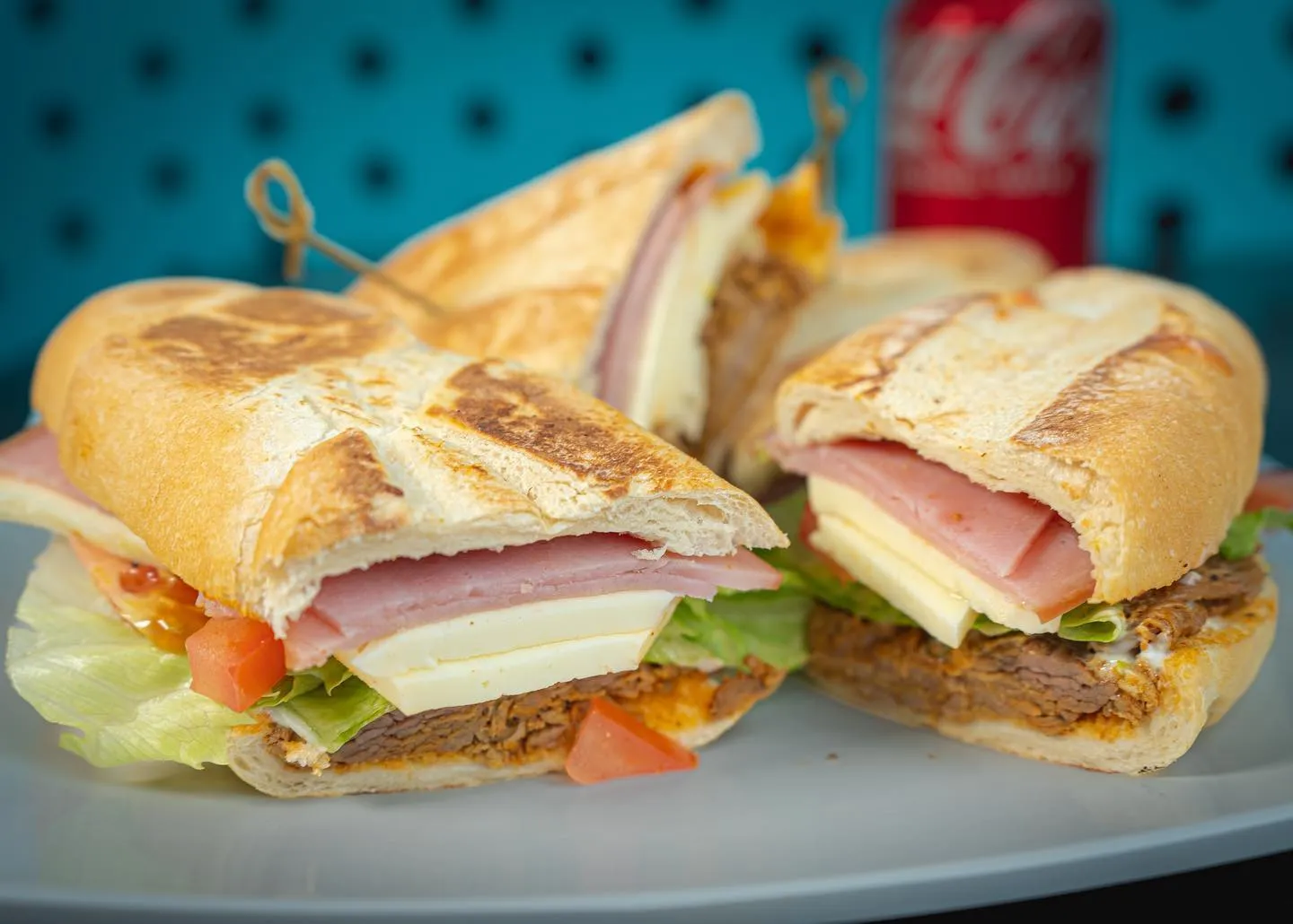 Banner Image of food delivered by the best food delivery restaurant.