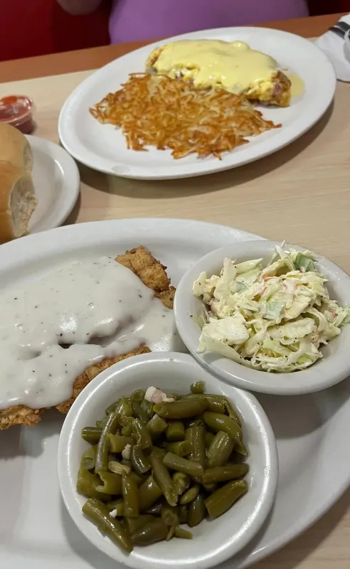 Premium American,Mexican meals - Order online for quick pickup at Juniors Grill.