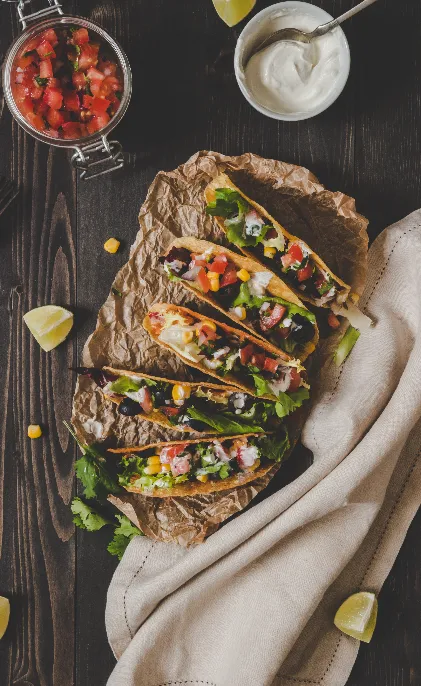 Mobile Banner Image of food served with doorstep delivery from a leading restaurant.1