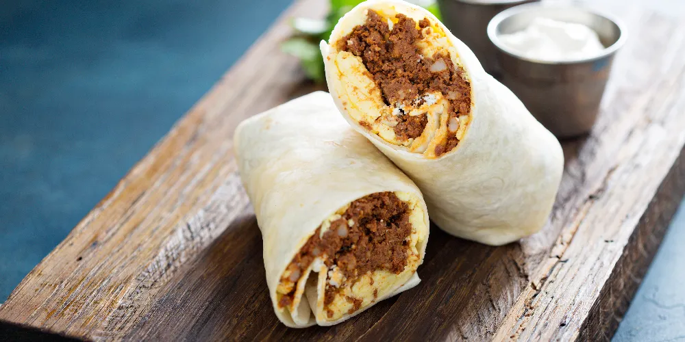 Banner Image of food from a premium restaurant offering fast delivery.2
