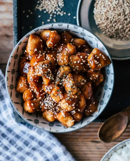 Banner Image of food prepared by a trusted restaurant for online ordering.