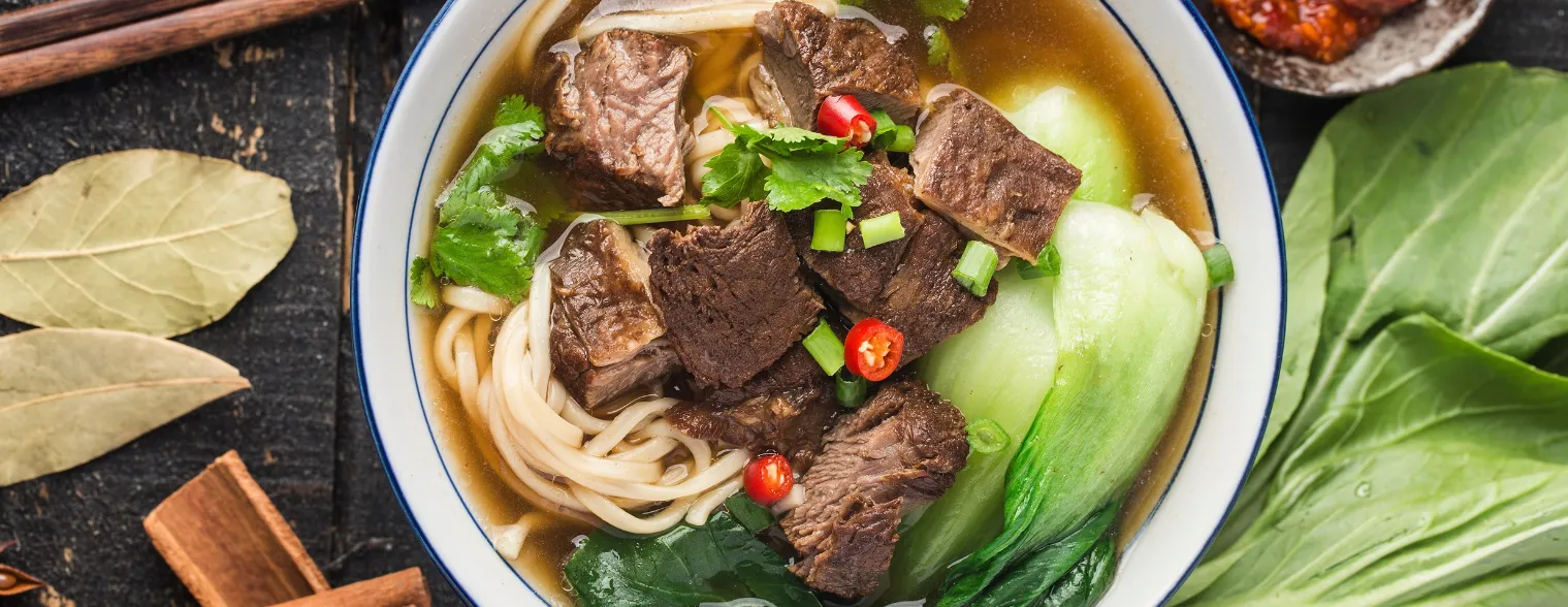 Banner Image of food delivered by the best food delivery restaurant.2