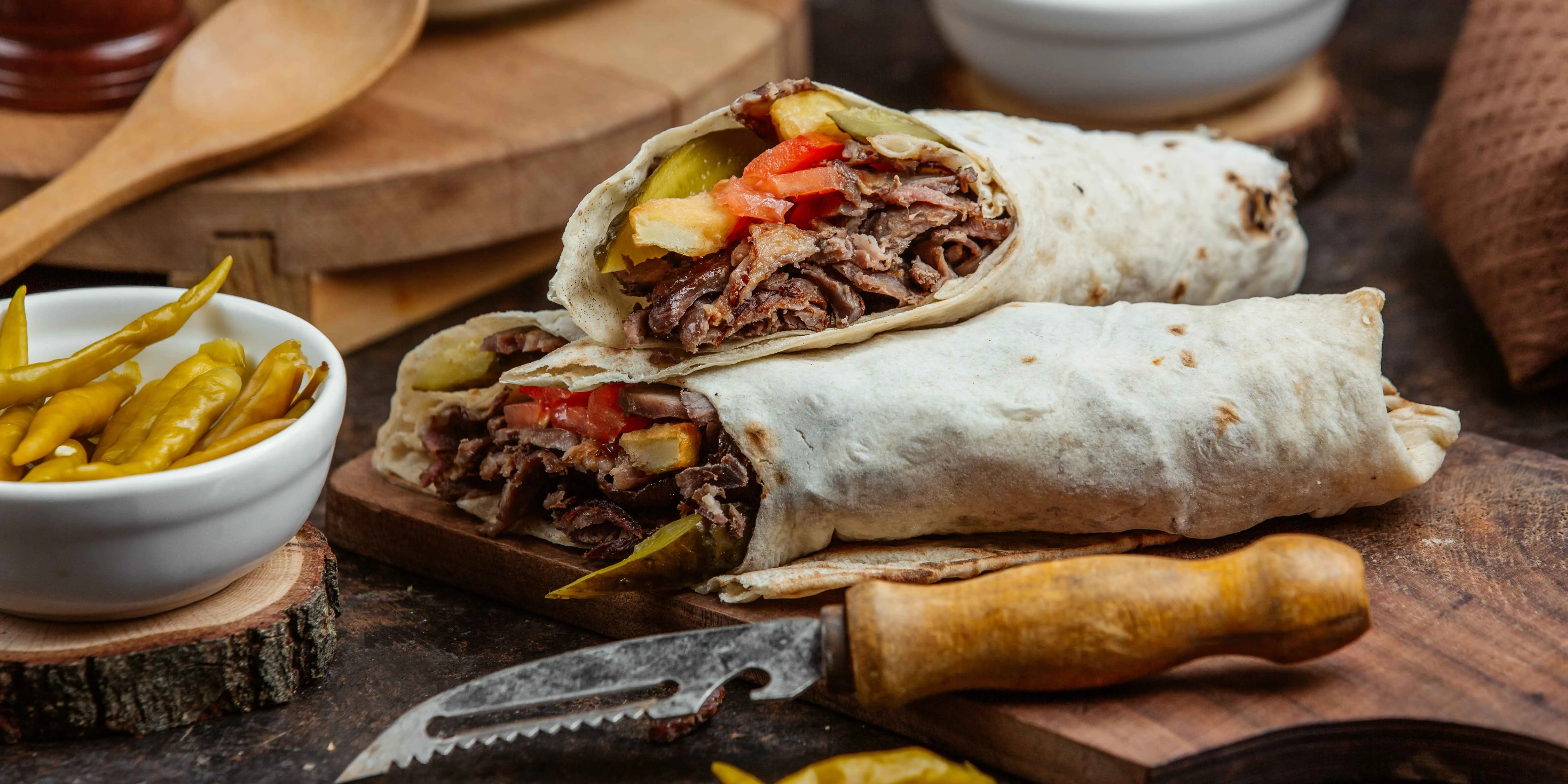 Banner Image of food provided by the best restaurant for takeaway and delivery.