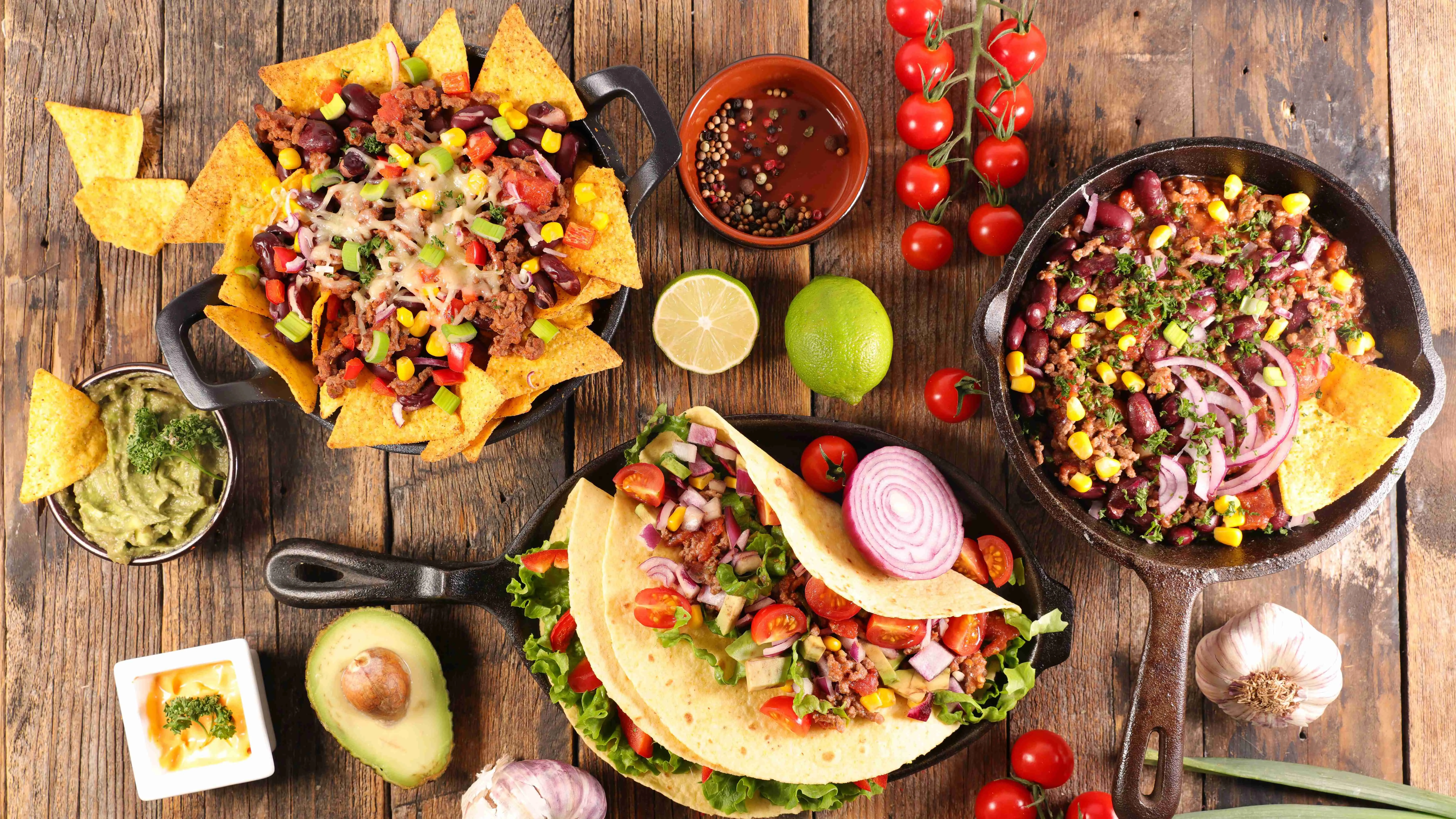 About Image of food from a top-rated restaurant for home delivery