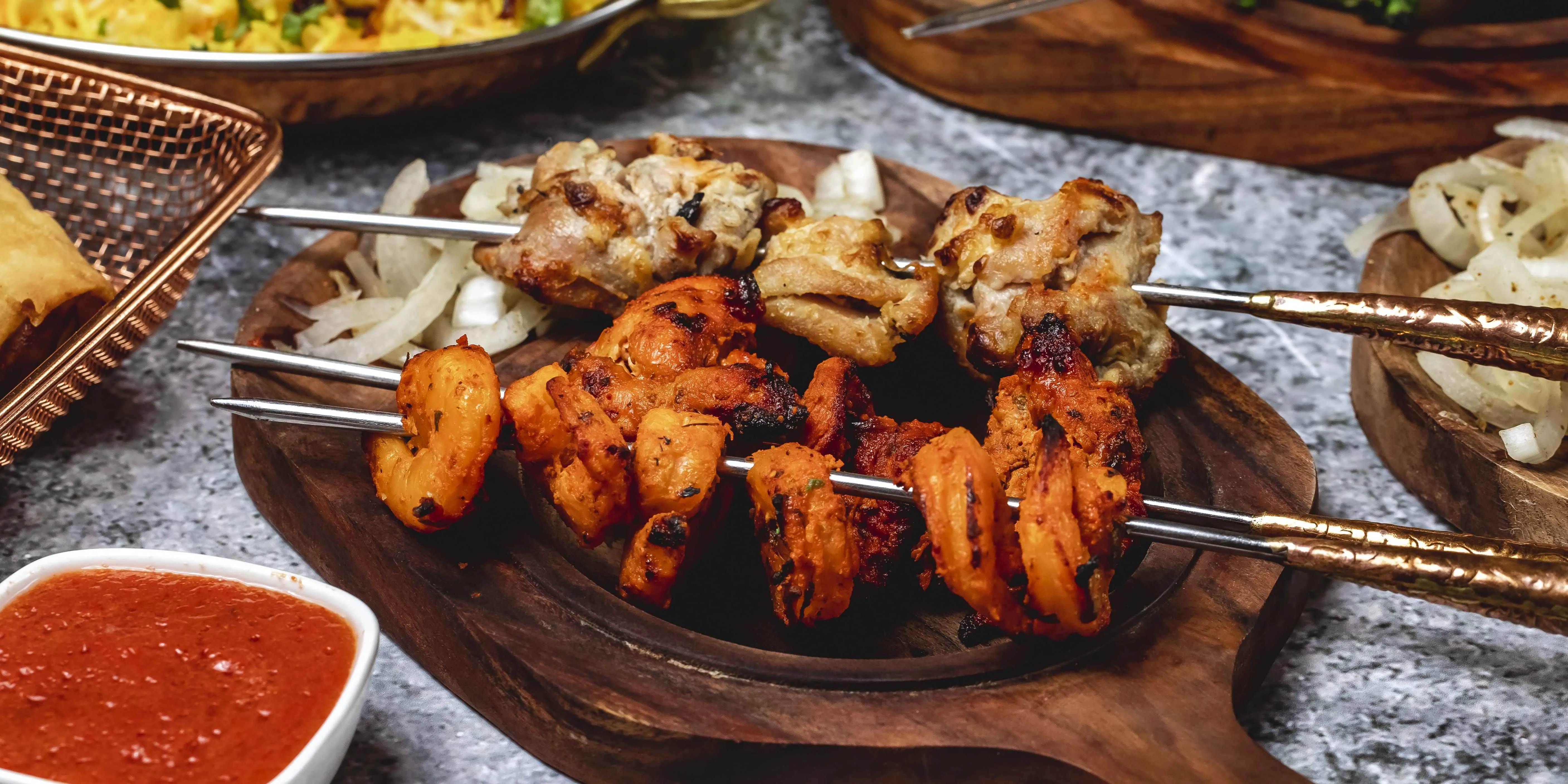 Banner Image of food served fresh by the best online delivery service.1