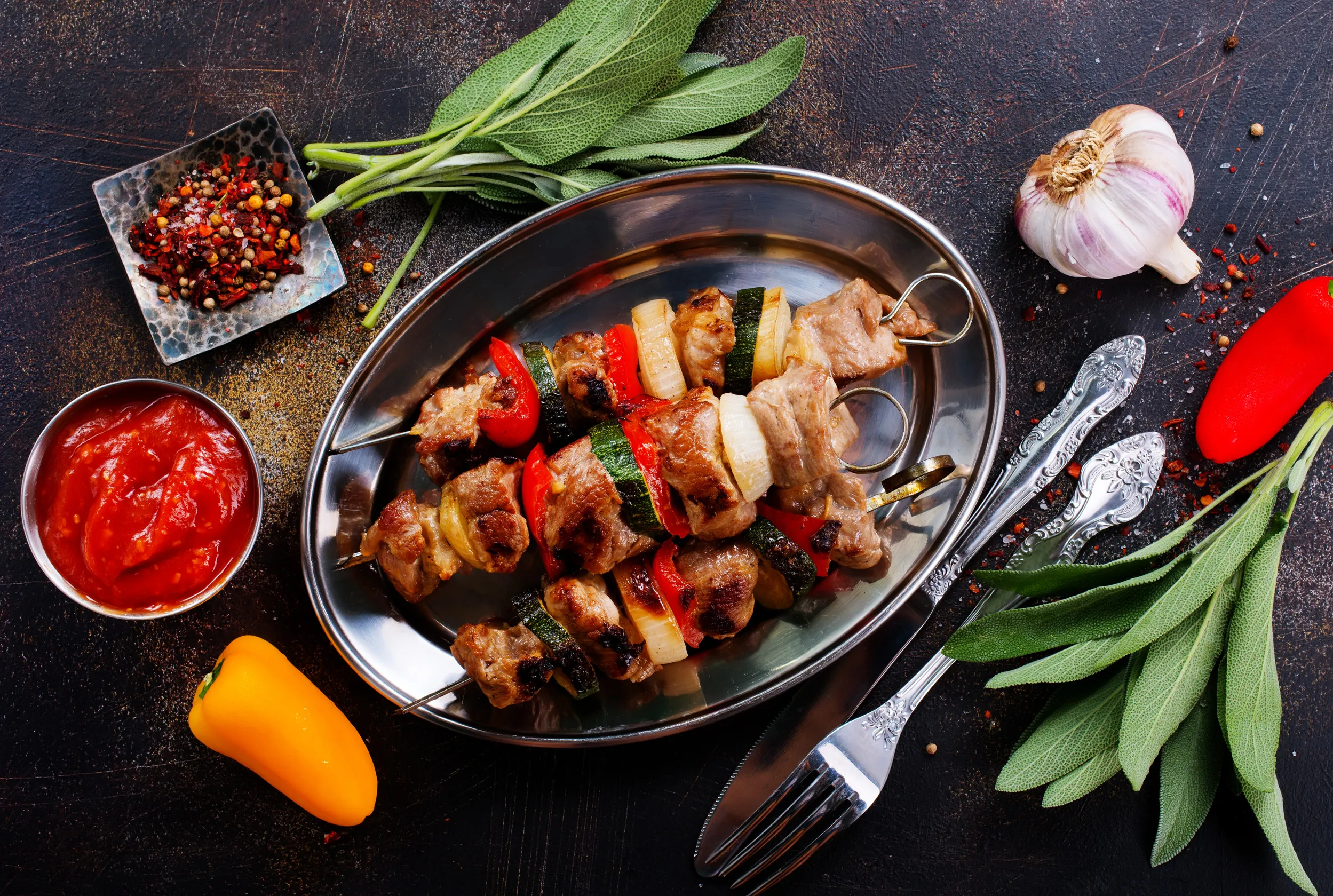 About Image of food from a top-rated restaurant for home delivery