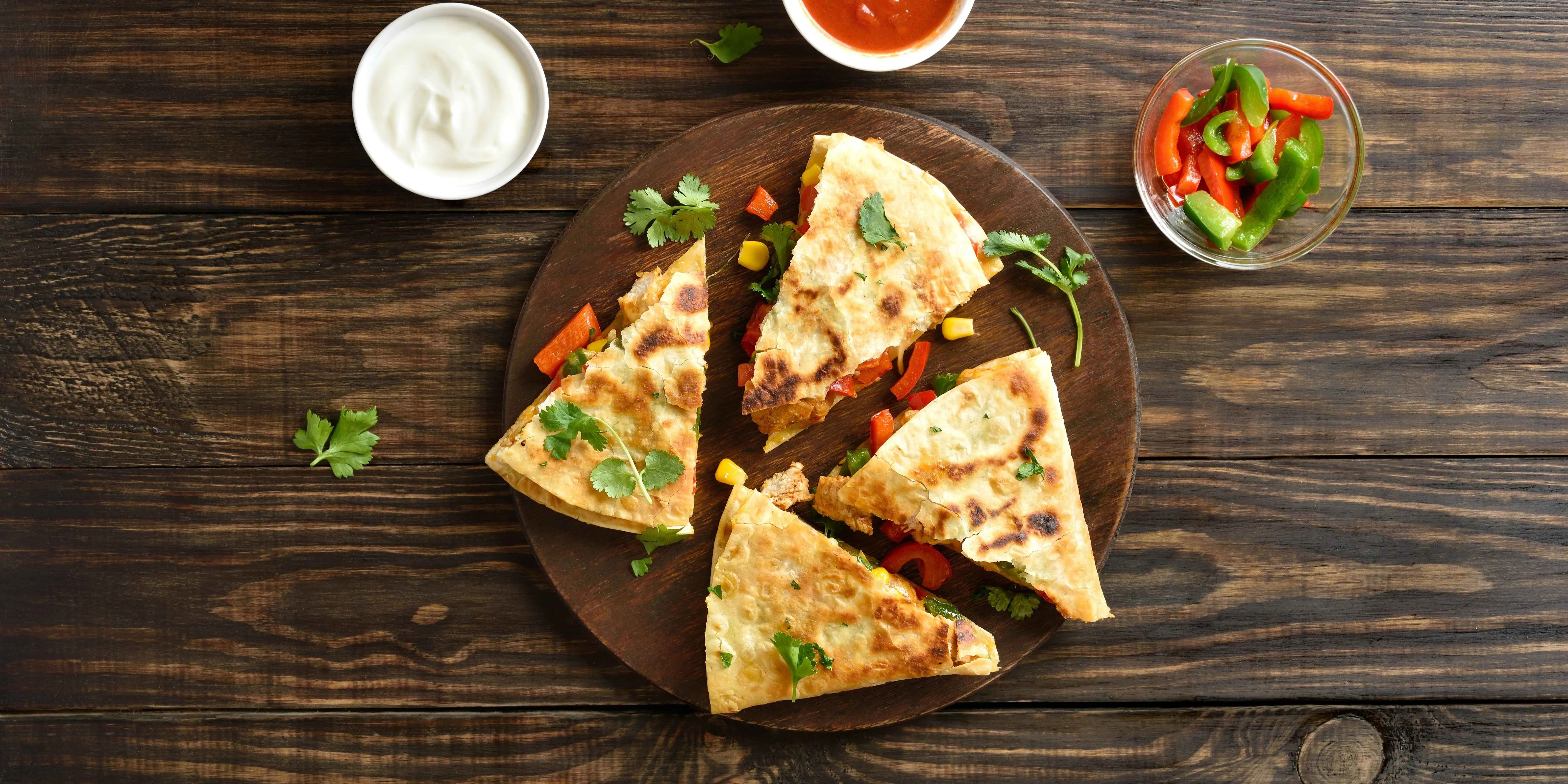 Banner Image of food from a premium restaurant offering fast delivery.