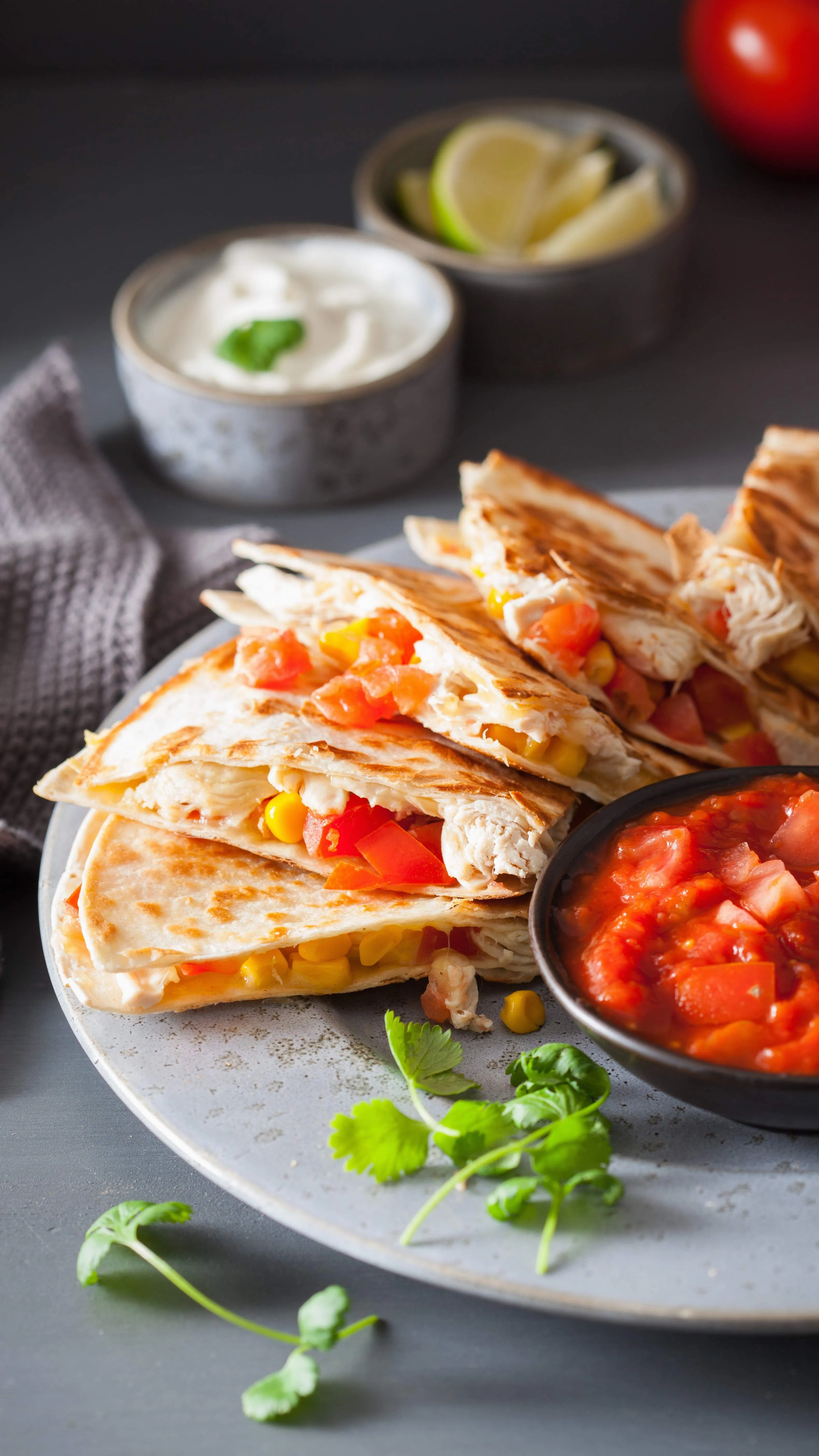 Mobile Banner Image of food from a popular restaurant delivering online.