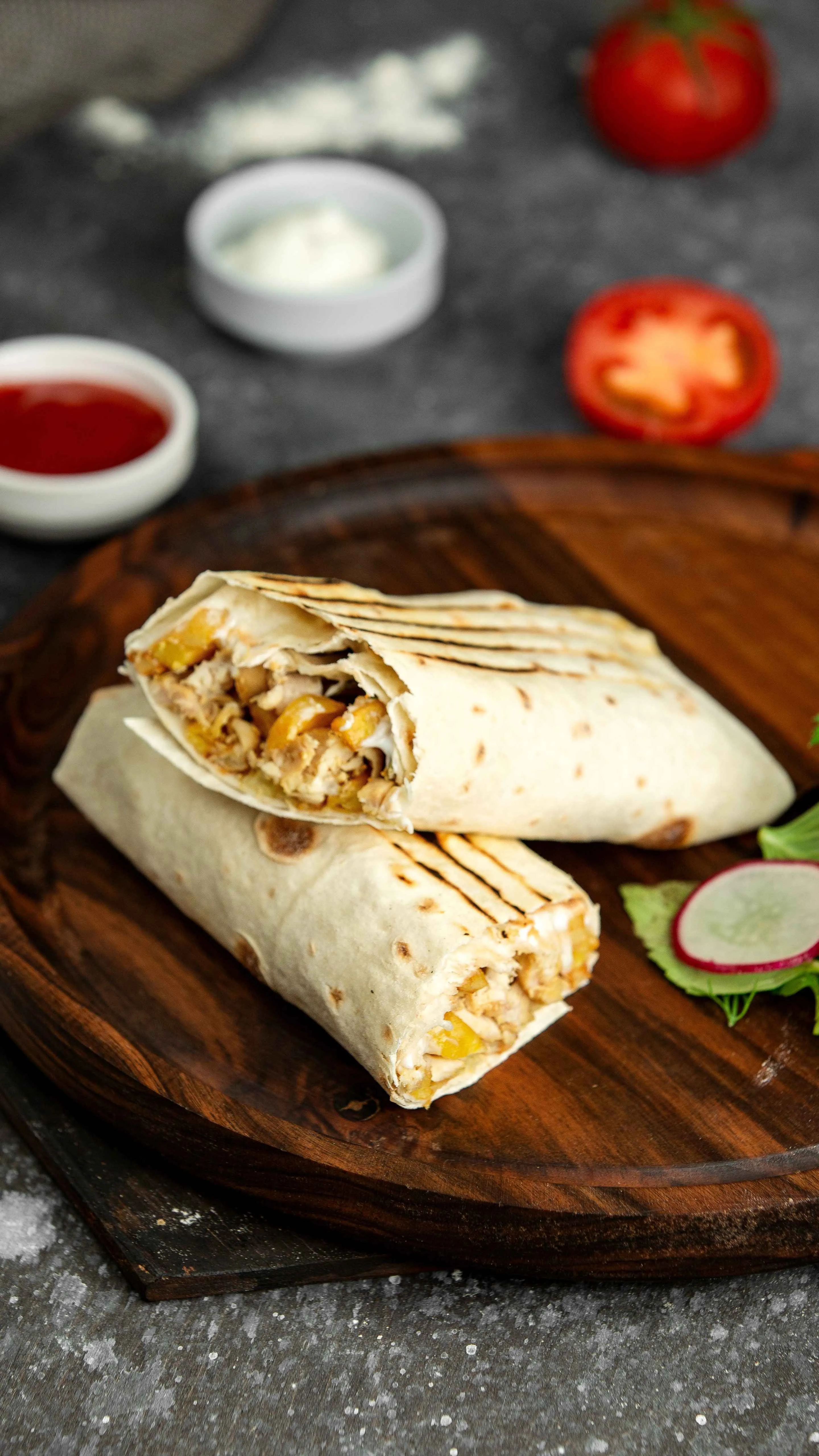 Mobile Banner Image of food prepared by a trusted restaurant for online ordering.3