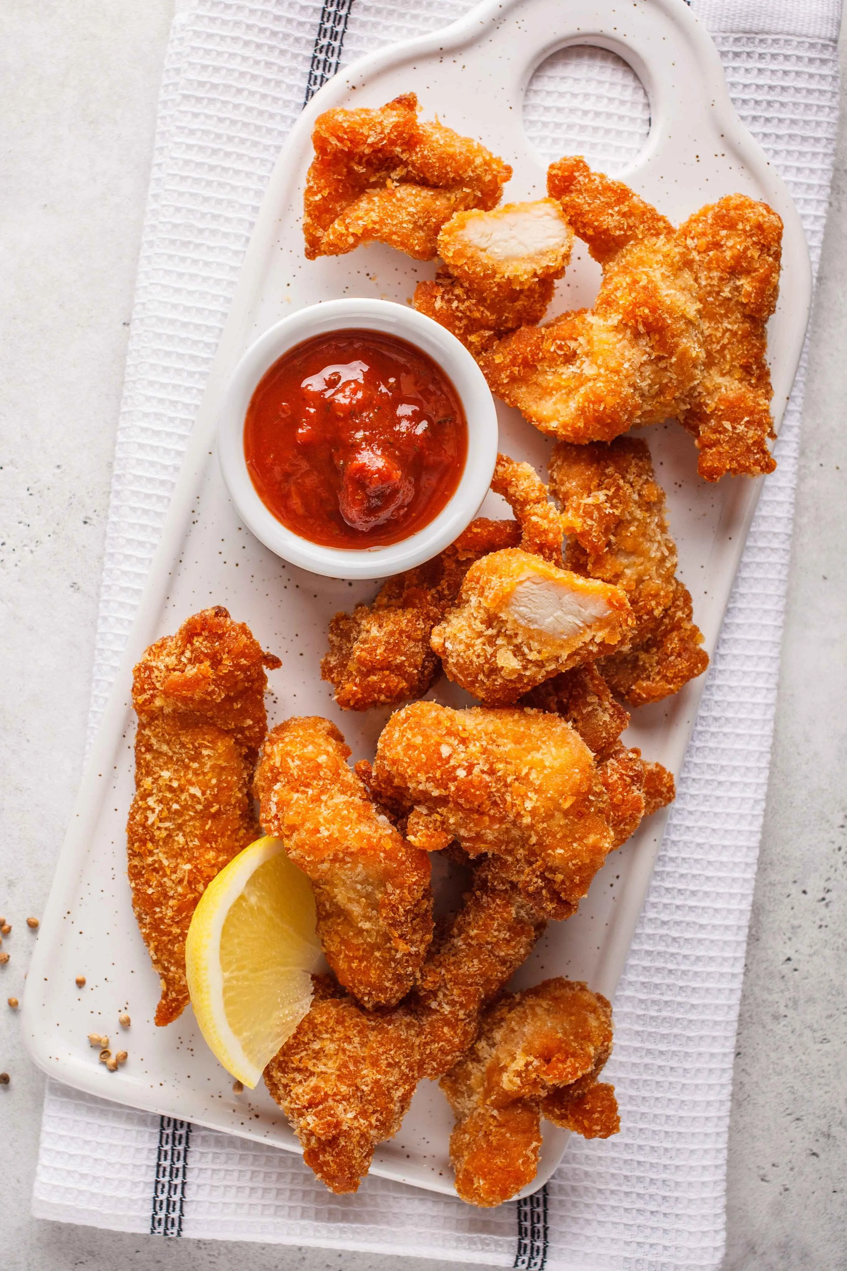 Mobile Banner Image of food from a premium restaurant offering fast delivery.