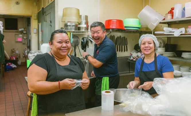 About Image of food from a top-rated restaurant for home delivery