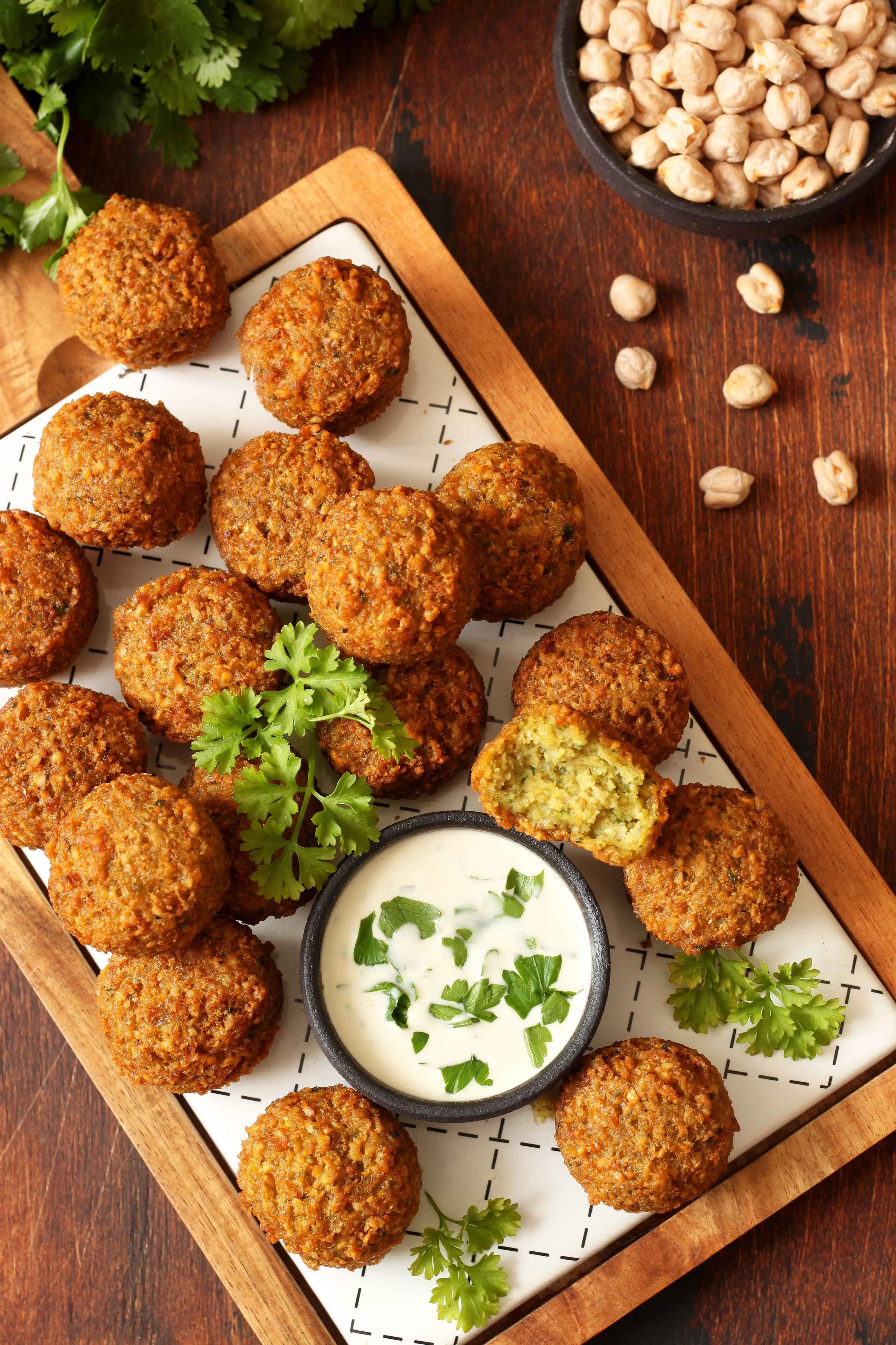 Mobile Banner Image of food from a premium restaurant offering fast delivery.2