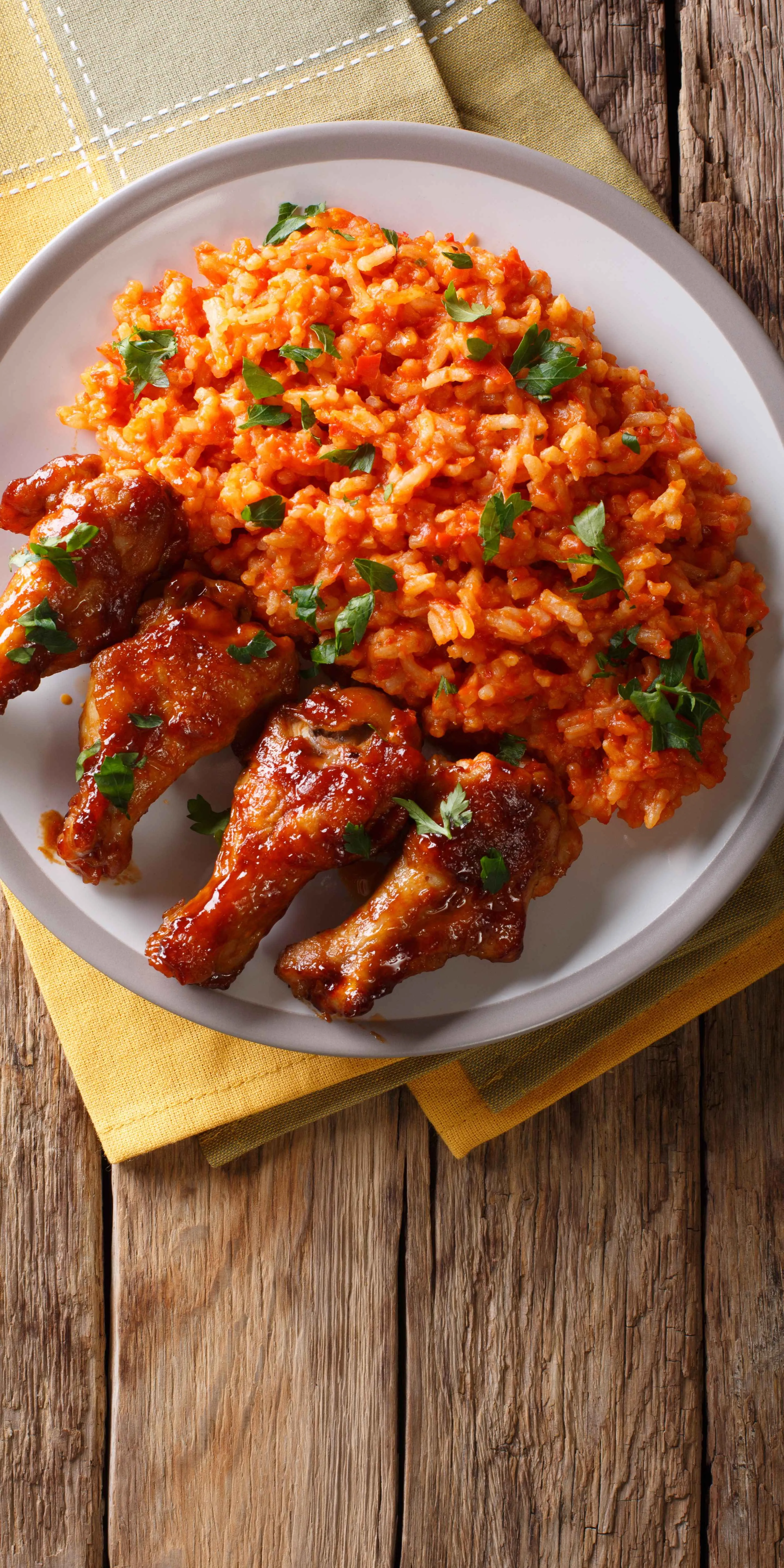 Mobile Banner Image of food delivered by the best food delivery restaurant.