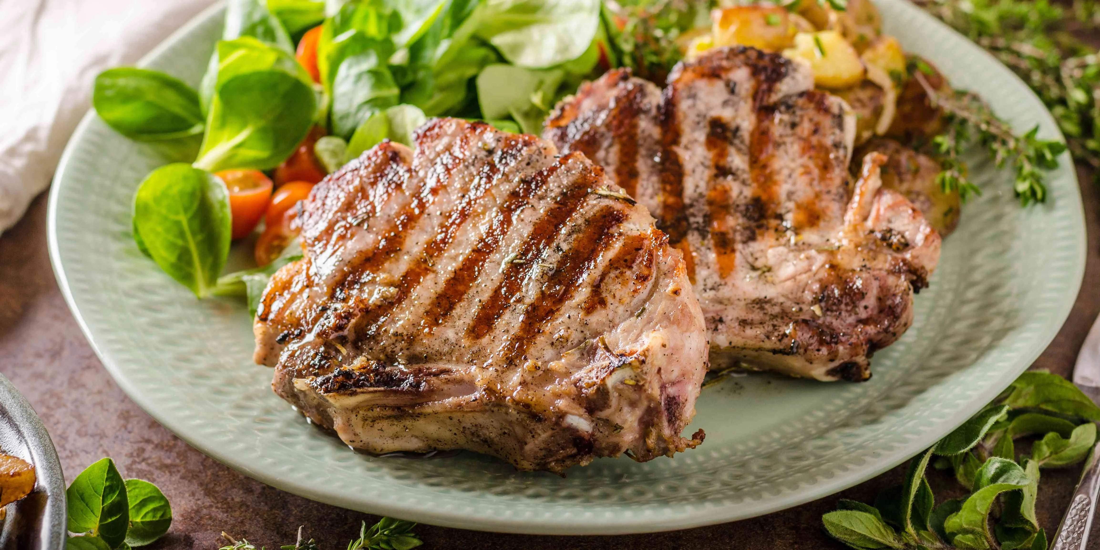 Banner Image of food from a top-rated restaurant for home delivery.