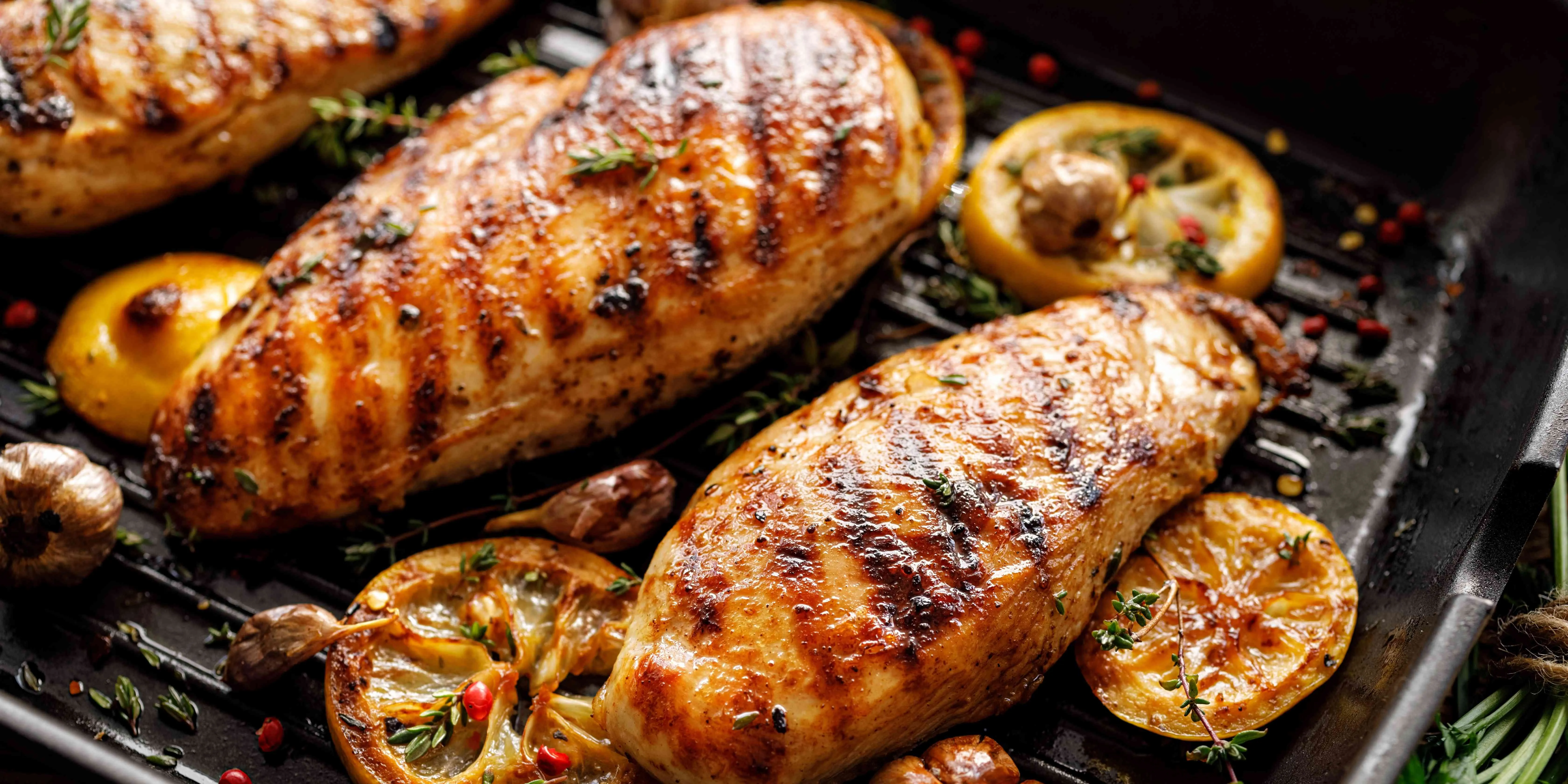 Banner Image of food offered by a reliable online food delivery restaurant.