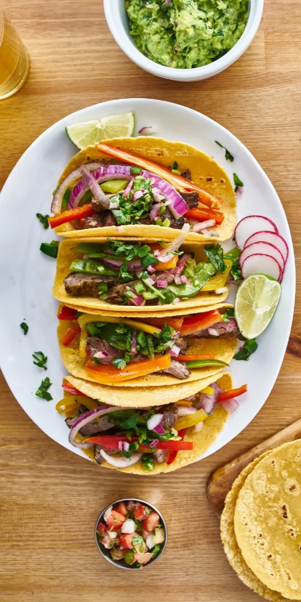 Mobile Banner Image of food offered by a reliable online food delivery restaurant.2