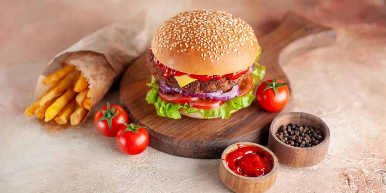 Banner Image of food available through quick and reliable food delivery.2