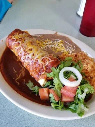 Gallery Image of food available through quick and reliable food delivery.4