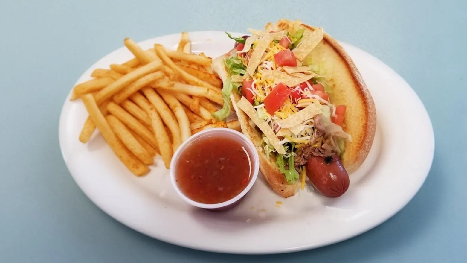 Banner Image of food from a premium restaurant offering fast delivery.