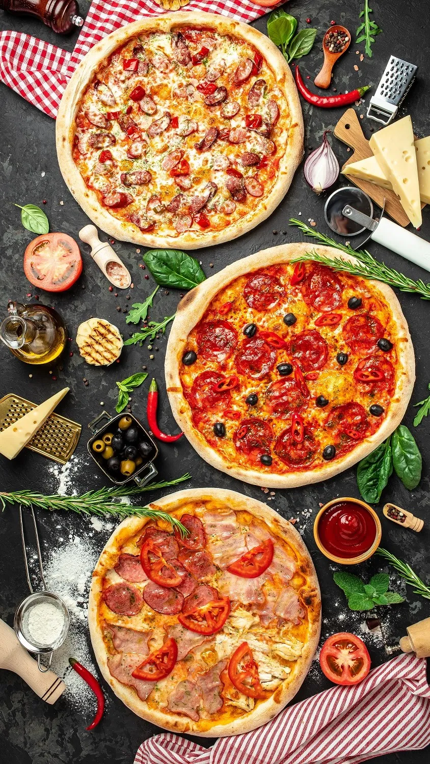 Mobile Banner Image of food from a premium restaurant offering fast delivery.