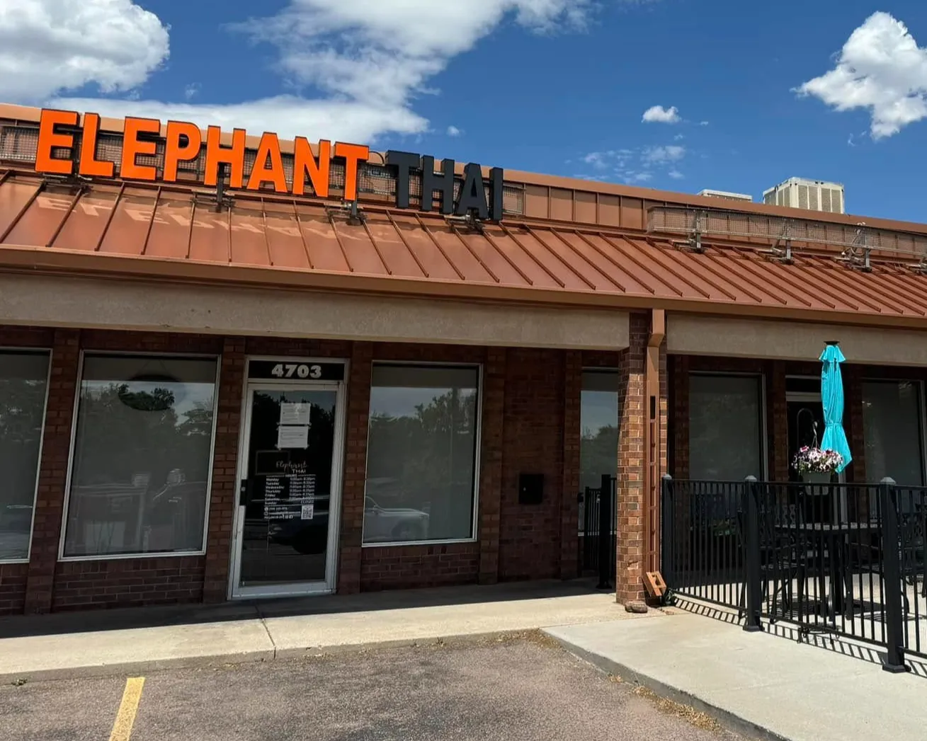 About Image of food from a top-rated restaurant for home delivery