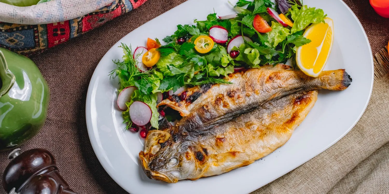 Banner Image of food from a premium restaurant offering fast delivery.