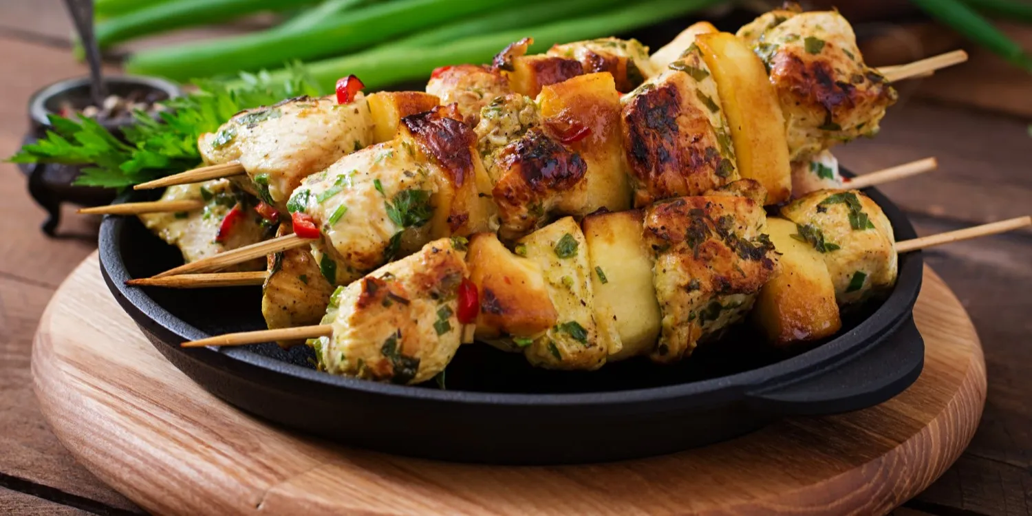 Banner Image of food available through quick and reliable food delivery.