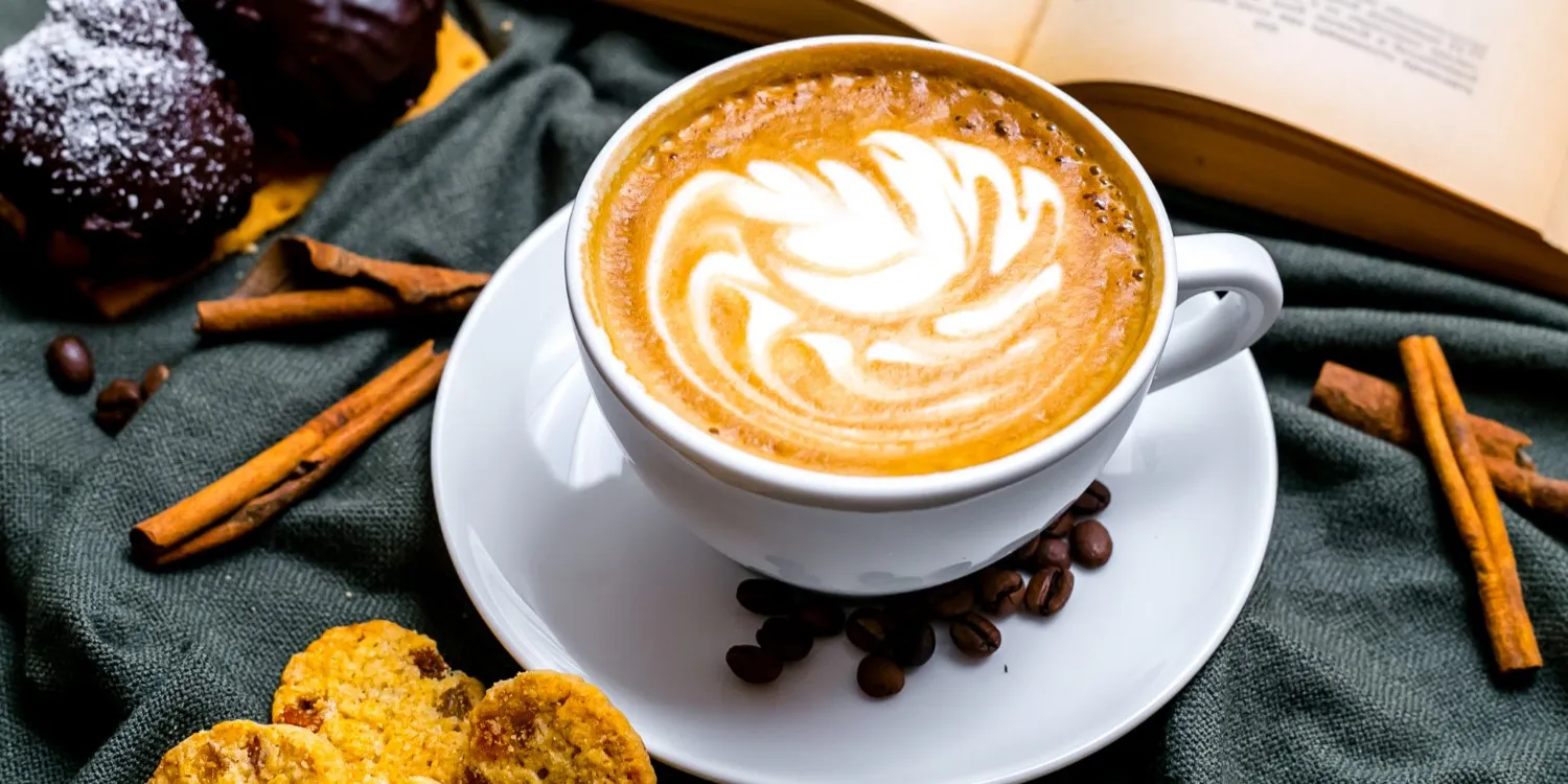 Banner Image of food from a popular restaurant delivering online.