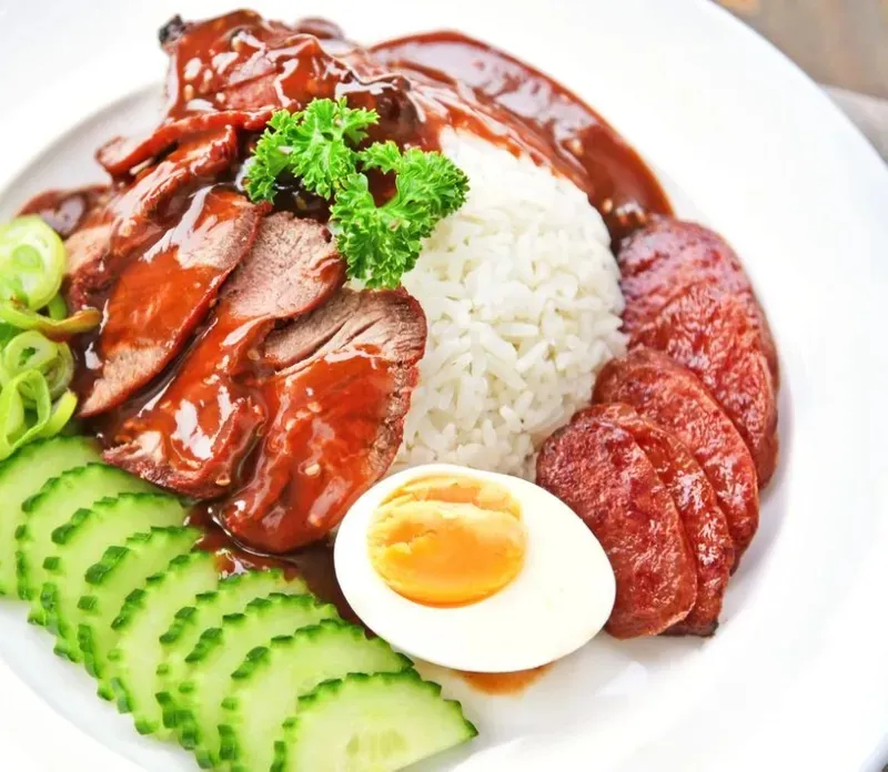 About Image of food from a top-rated restaurant for home delivery